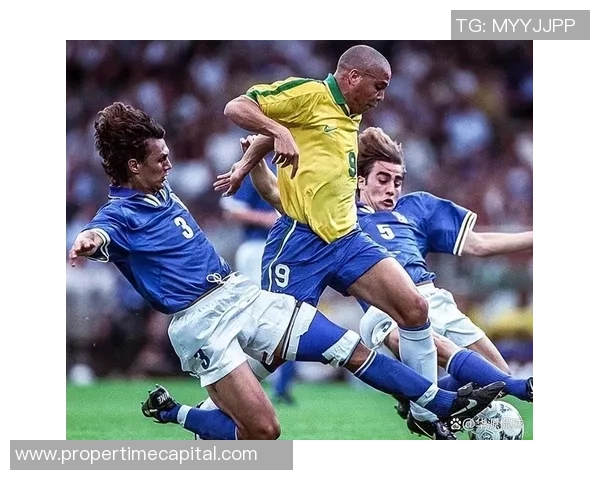 最伟大14号足球球星的传奇生涯与不朽成就分析